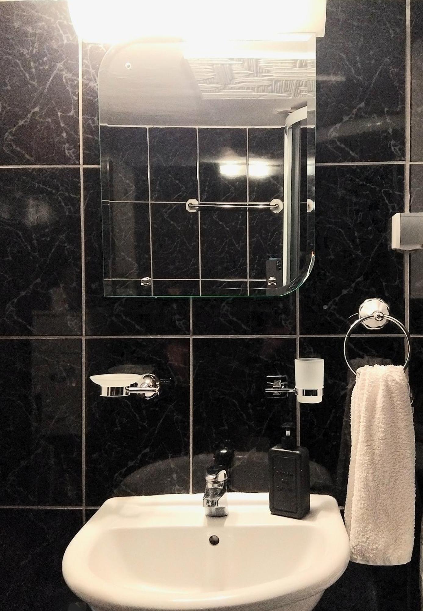 B&L Chic Apartment Skaljari 外观 照片